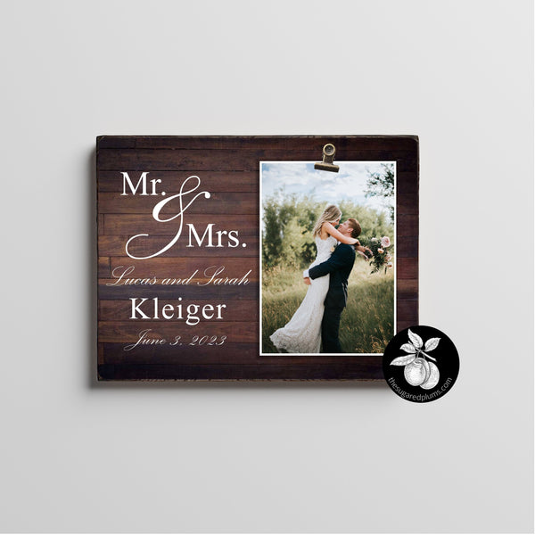Crystal Classical 4x6 Inch Mr & Mrs Picture Frame Everyday Wedding  Anniversary Gifts for Couples Mom
